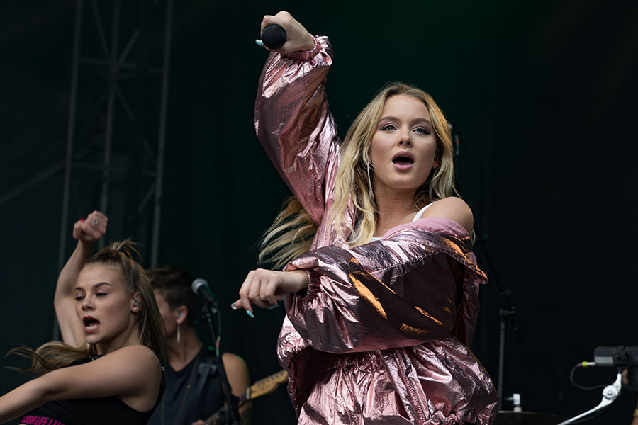 Zara Larsson Live Debuts Two Songs For Poster Girl Live Stream zara-larsson-live-debuts-two-songs-for-poster-girl-live-stream